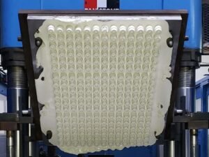 What Are Compression Molding Composite Parts? 1 Compression Molding Mold