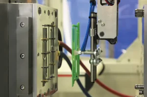 plastic injection molding service
