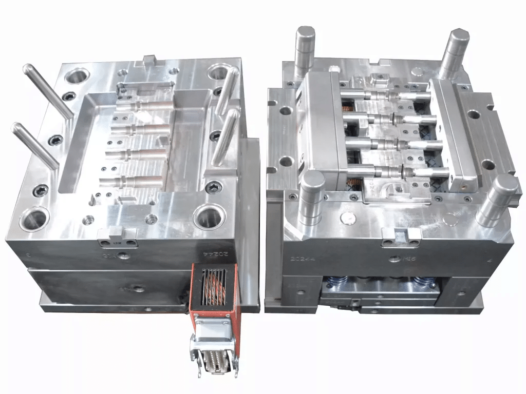 6 Kinds of Plastic Die Molds, Do You Know Them All? 4 Compression Mold