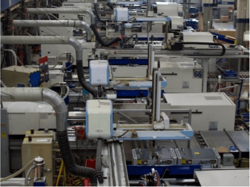 High Volume Injection Molding Explained 1 High-volume-injection-molding-factory