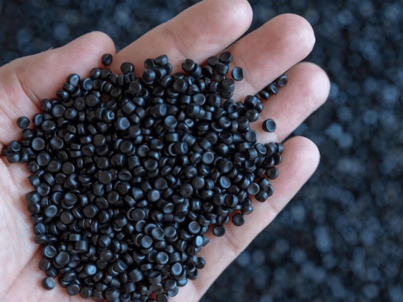 Recycled Plastic Injection Molding: Is It a Good Fit for Your Parts? 1 recycled-polypropylene-pellets