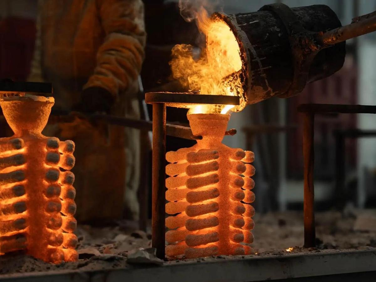 Investment Casting: How It Works and When to Use It 6 Metal Pouring