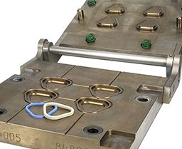 Common problems and solutions of compression molding process